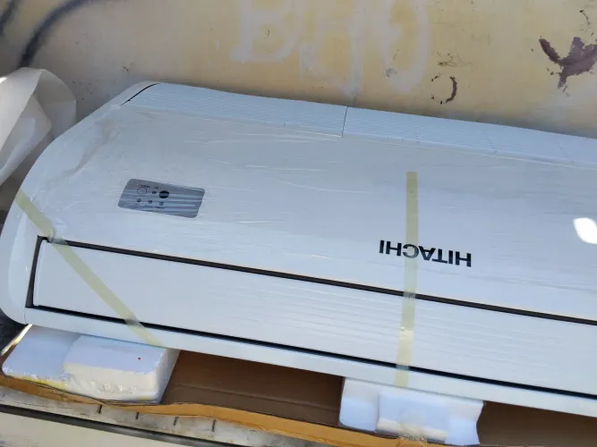 Ar-condicionado Hitachi 36mil BTUs