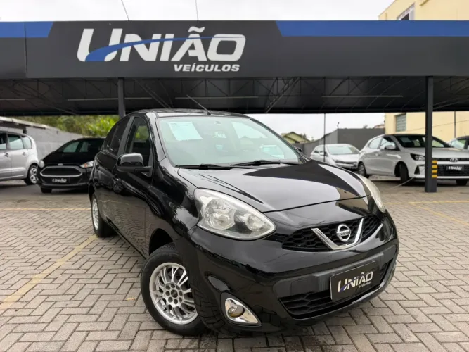 Nissan March S 1.0 12V Flex 5P 2015