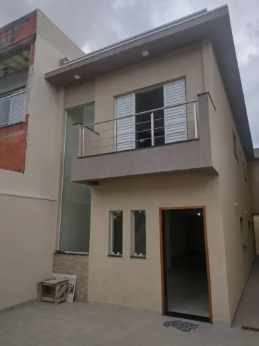 Casa para venda possui 163 metros quadrados com 3 quartos em Laranjeiras - Caieiras - São