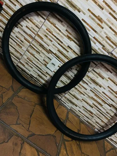 Vendo pneu Levorin aro 29, medida 2.1. Para bike !