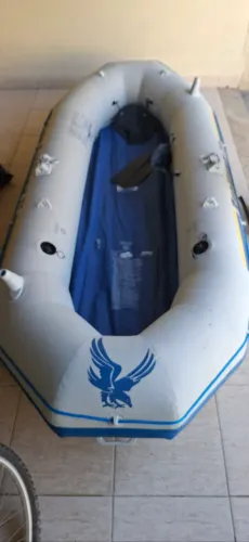 Vendo bote inflável excelente