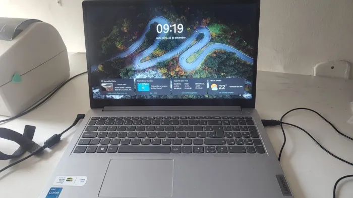 Lenovo IdeaPad 1 15IAU7