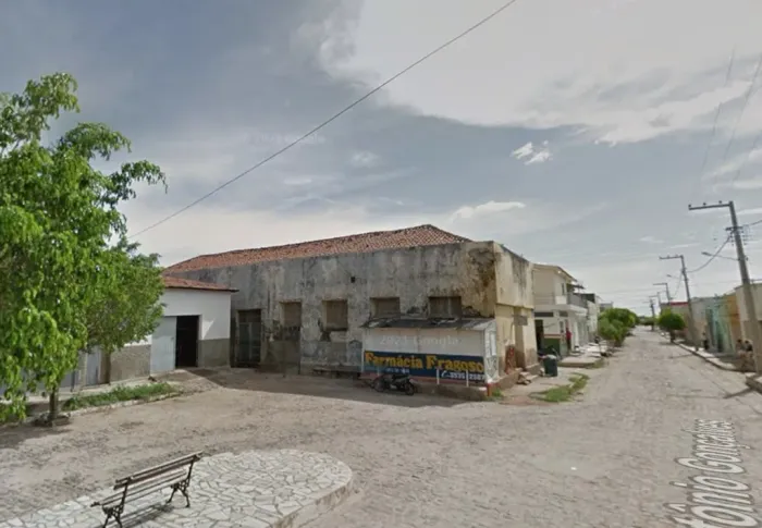 Imóvel Comercial, A.T.: 294m², Centro, São João do Rio do Peixe/PB