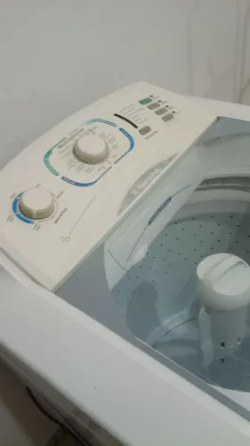 Máquina. De lavar Eletrolux 15 kgs aceito cartão