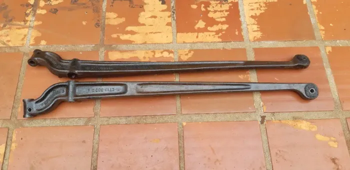 Eixos Dianteiros Original Ford F100/F1000 72/92 (Par)
