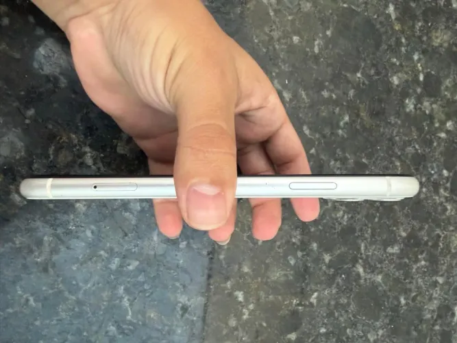 iPhone 11 64gb