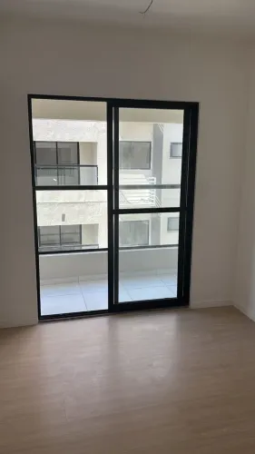 Porta de alumínio vidro