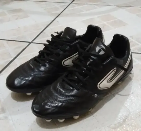 Vendo Chuteira Topper Maestro PROV- Campo - Couro Natural