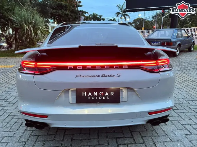 Porsche Panamera Turbo S E-hybrid 4.0 550cv 2023