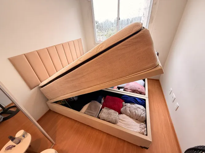 CAMA QUEEN COM BASE BAÚ R$ 2.000,00