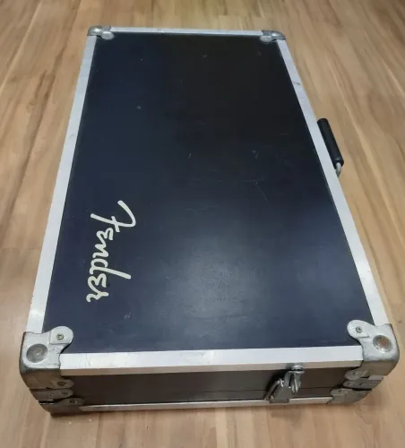 Case maleta para pedais de guitarra medida 0,71x 0,37