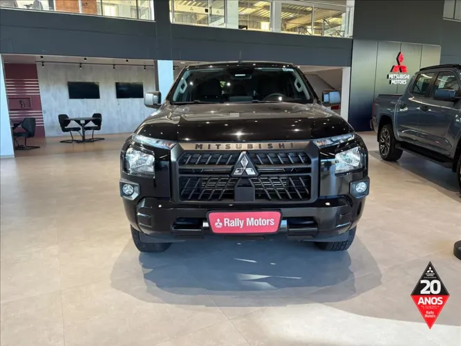Mitsubishi TRITON GLS 2.4 CD 4X4 TB Diesel Aut. 2026