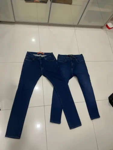 Kit com 2 Calças Premium(Colcci) por R$ 200
