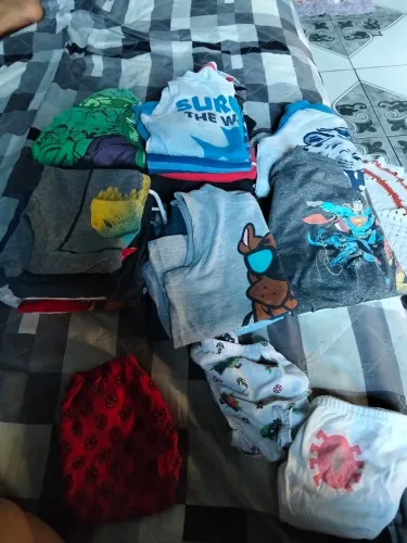 Lote menino tamanho 4 anos