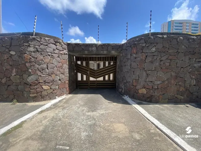 Casa de Alto Padrão com 5 Suítes, Ambientes Amplos e Localização Privilegiada Pr