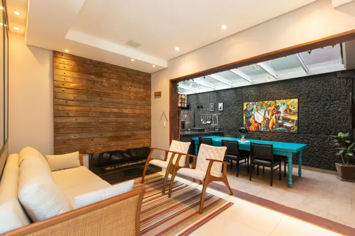 Casa em condomínio à venda no Hugo Lange ARYA1