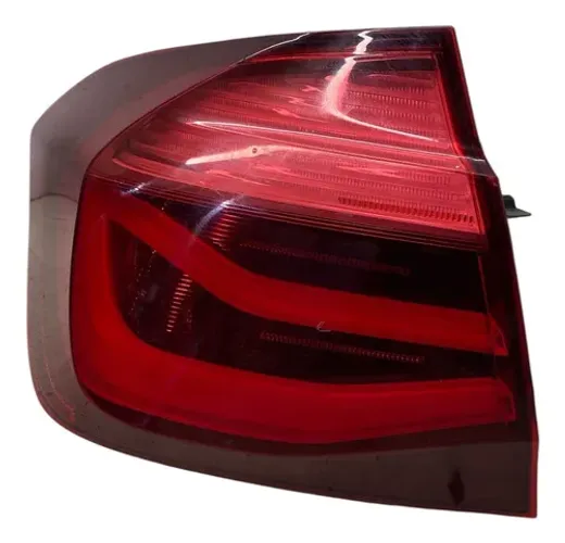 Lanterna Traseira Esquerda Bmw 320i 328i 2017 2018 Original  Esquerdo/motorista Vermelho