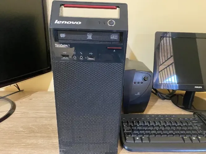 CPU Intel I3 4gb RAM HD500gb DVD