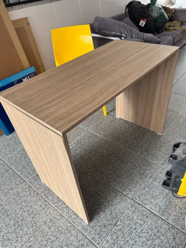 Mesa para escritório ou Home office 