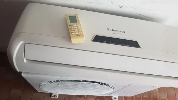 ar 12 Electrolux já feito higienização 800