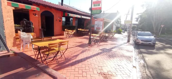 Casa Comercial à Venda no Carandá Bosque