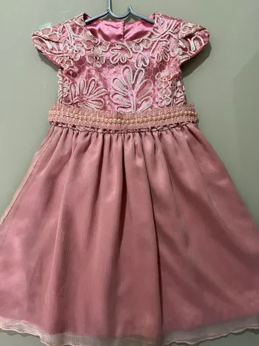 Vestido de festa rosa