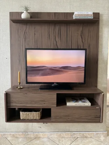 Painel Rack Moderno e Funcional