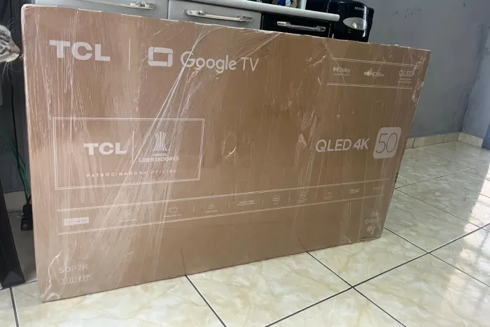 CAIXA PARA TV TCL 50?