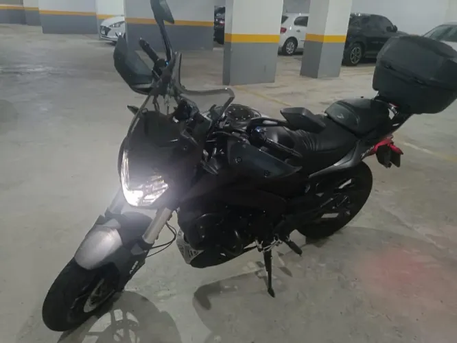 Moto Dominar 400