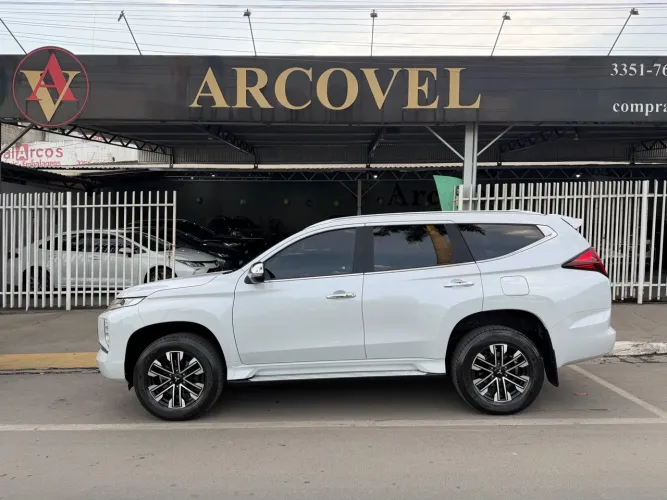 Mitsubishi Pajero Sport HPE 2.4 4X4 Diesel Aut. 2023