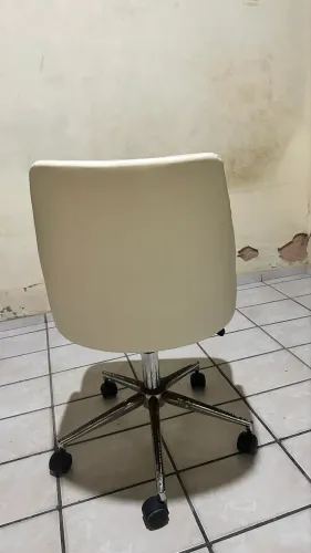 Vendo cadeira para escrivania