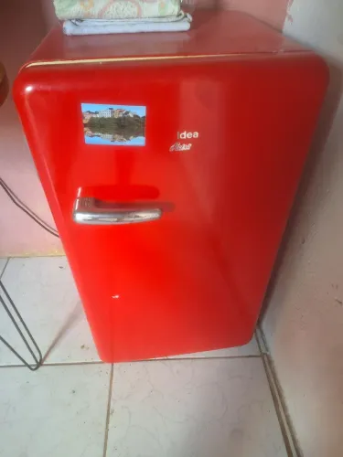Frigobar Midea