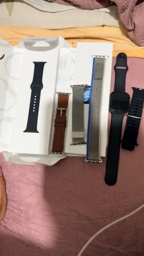 Apple Watch 11 46m.m