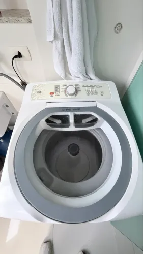 Máquina de lavar roupas Brastemp 12kg