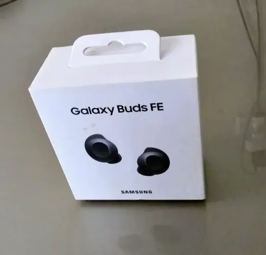 Galaxy buds Fe sem detalhes