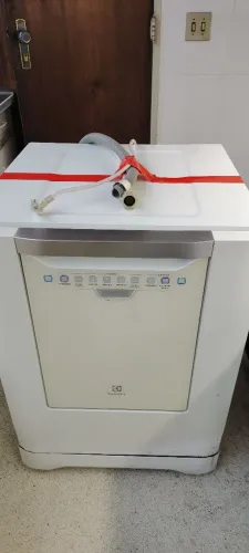 Máquina de lava louça 