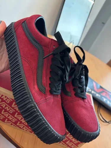 Tênis vans old Skool vermelho e preto 38 camurça 