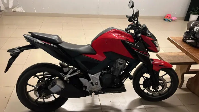 Honda CB 300f Twister Flex 2023 *