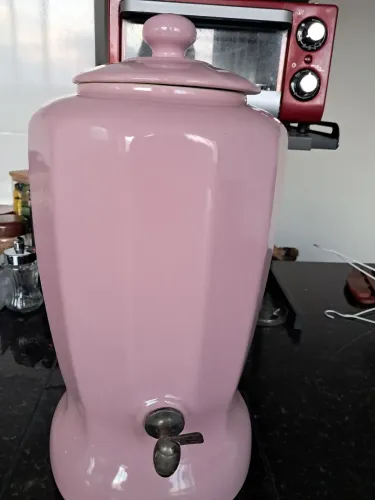 Filtro de água de porcelana antiga na cor Rosa
