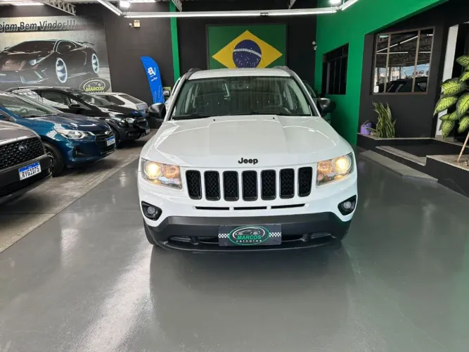 Jeep Compass Sport 2.0 16V 156cv 5P 2014