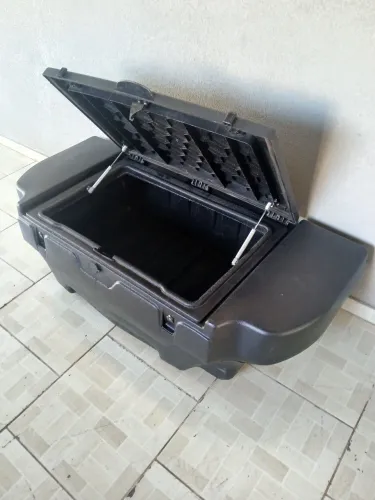 Vendo esta caixa baú de camionete