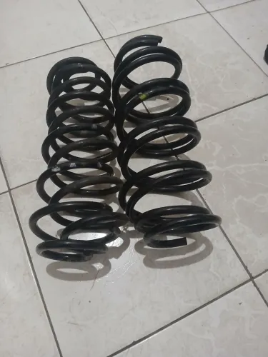 VENDO MOLAS PUNTO/LINEA