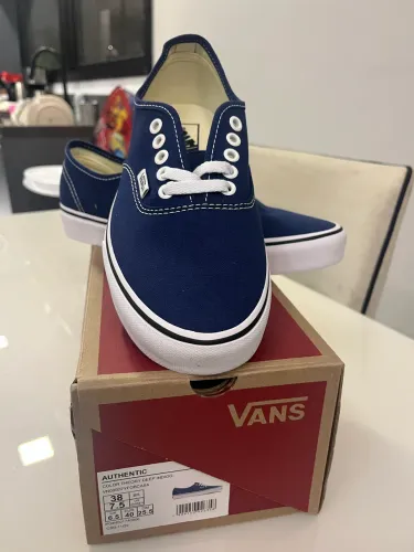 Tênis vans novo