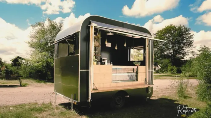 Food truck Completo - Trailer pronto para trabalhar com lanches, cafés em qualquer lugar!
