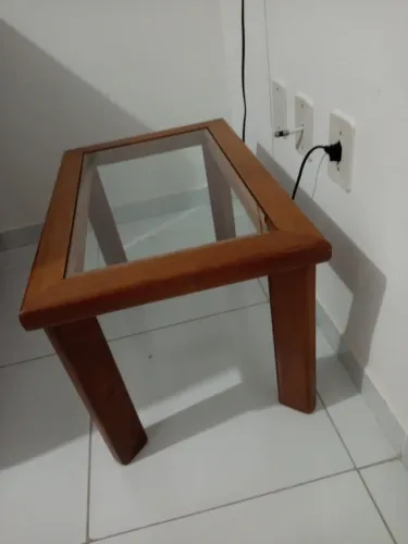 Mesa de centro de madeira 