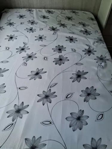 Cama casal com bau
