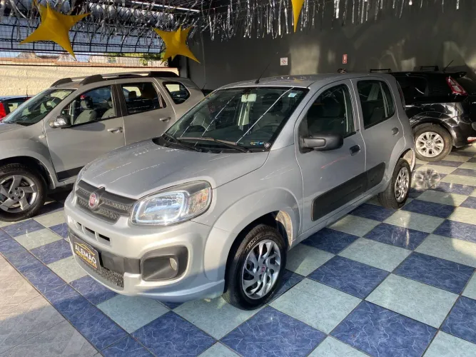 Fiat Uno Attractive 1.0 Flex 6V 5P 2017