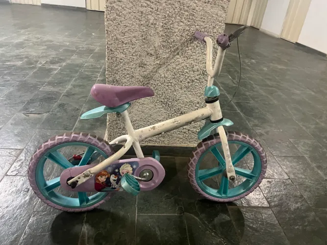 Bicicleta infantil frozen