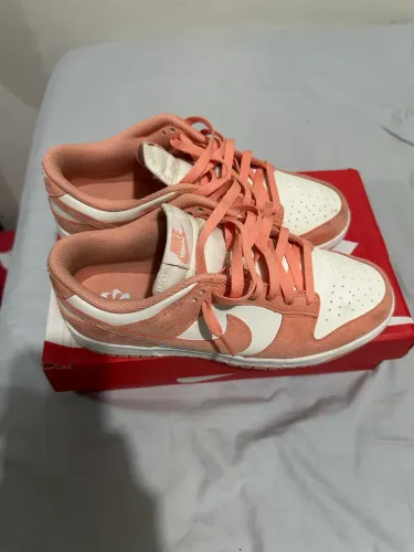 Nike Dunk Low