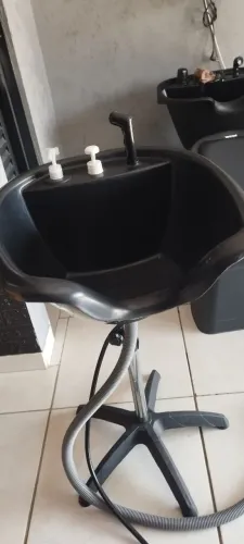 Lavatório móvel